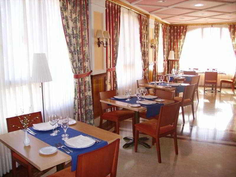 Tryp Bilbao Sondika Hotel المطعم الصورة