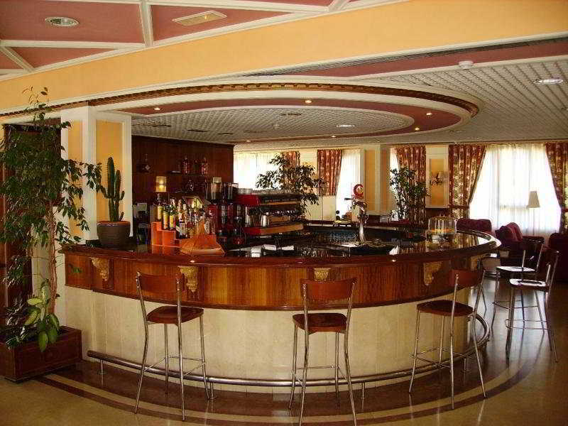 Tryp Bilbao Sondika Hotel المطعم الصورة